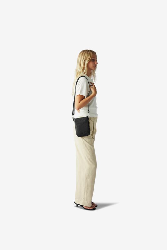 Adax Shoulderbag Abbie svart