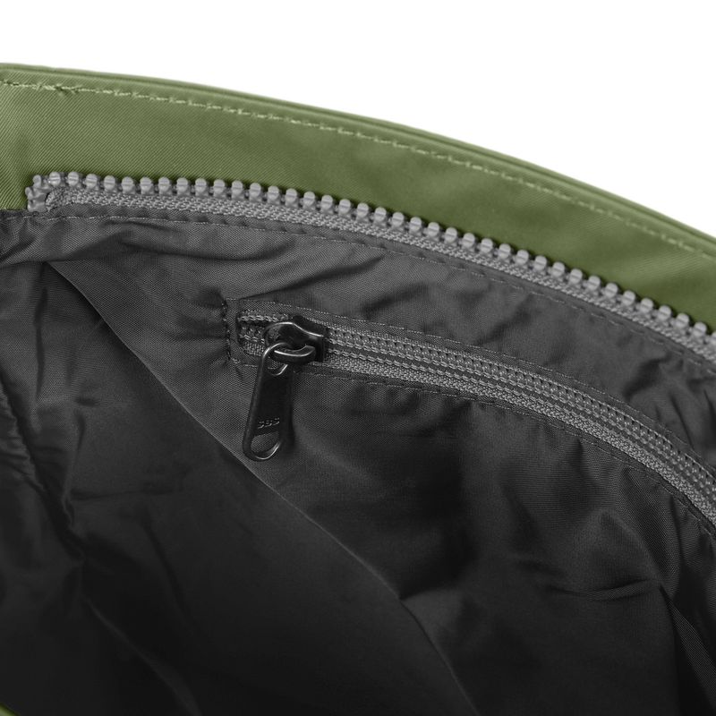 Roka Shoulderbag Kennington B avacado