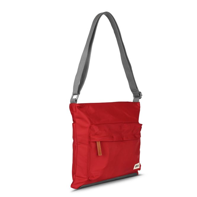 Huvudbild Roka Shoulderbag Kennington B röd